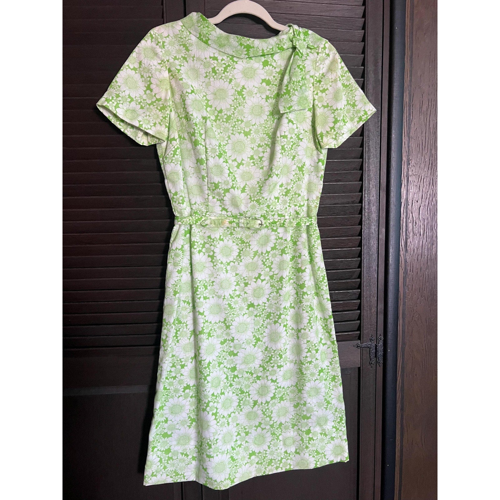 50s/60s Daisy Print Mod Wiggle Dress | 29" W - Medium