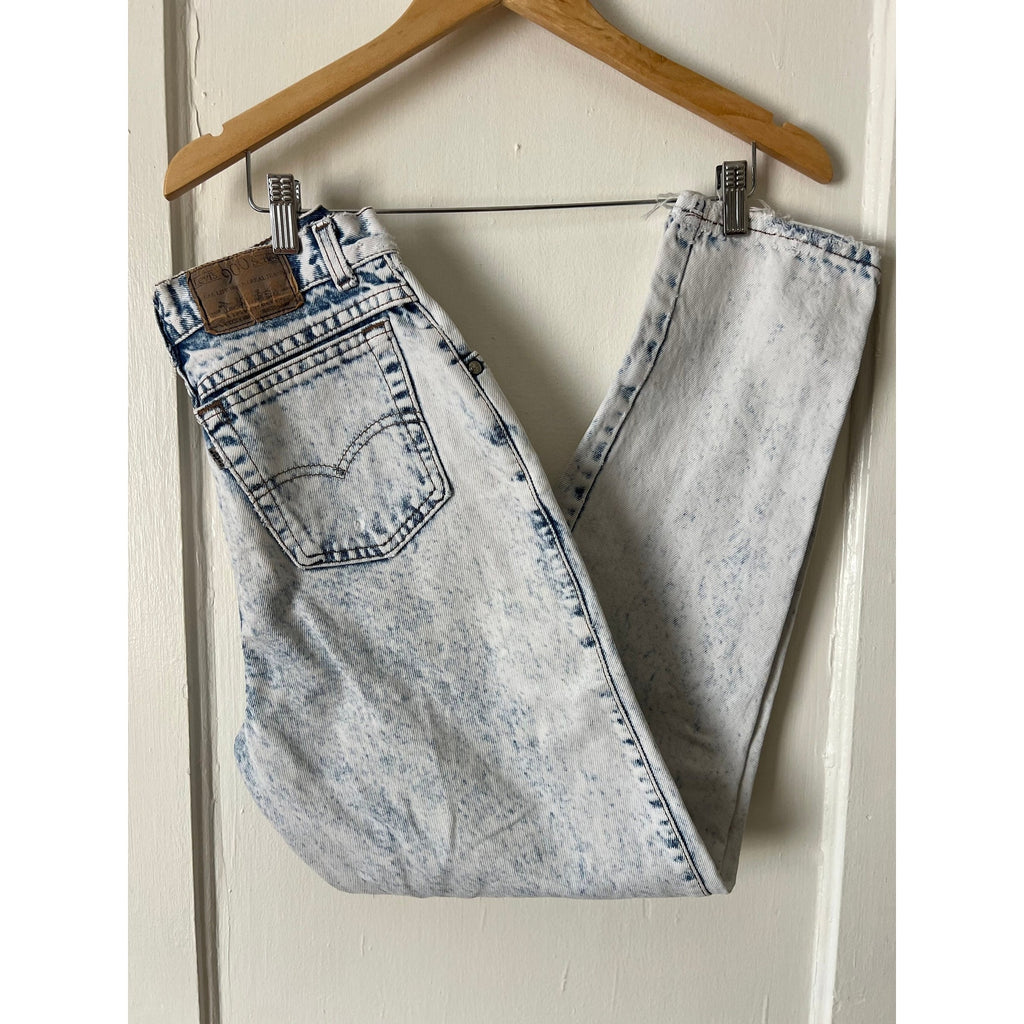 80s Levi's Jeans - Silver Tab 900 Series Distressed Acid Wash Denim | 26"W