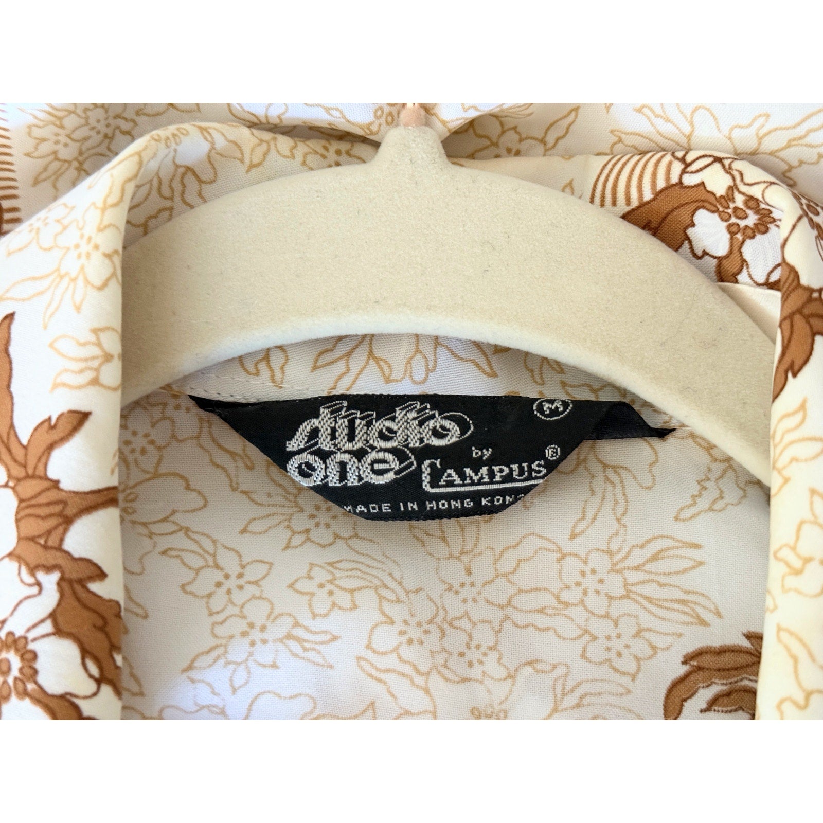 1970s Men's Studio One Short Sleeve Oxford Shirt | Tropical Floral Print | Size M