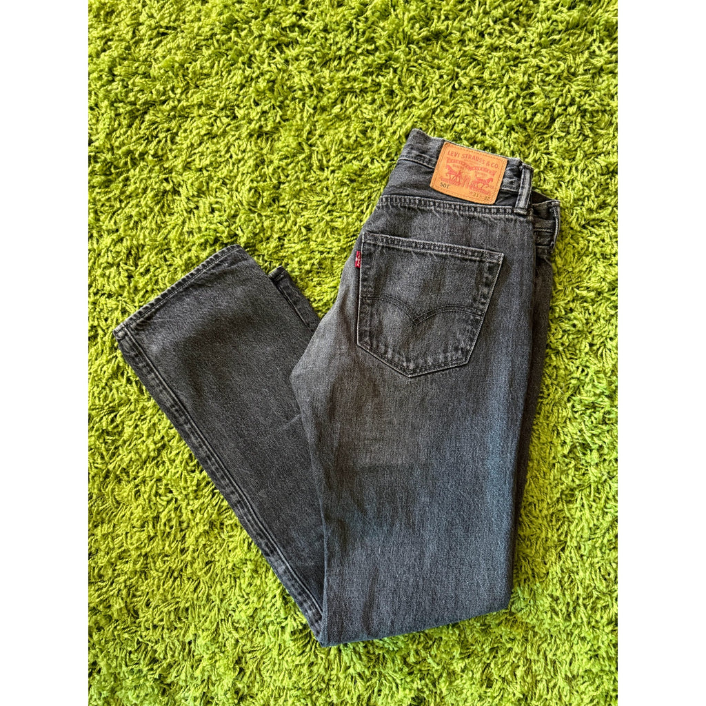 Vintage 501 Button Fly Straight Leg Levi's | Black Stone Wash (RARE) | W31 L32