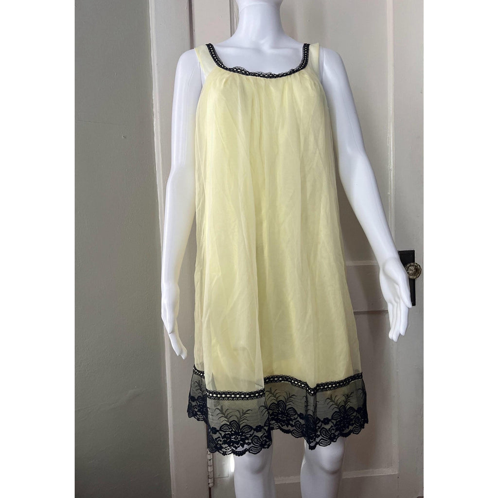 1960s Baby Doll Lingerie Nightgown - Yellow Chiffon and Black Lace | Free Size
