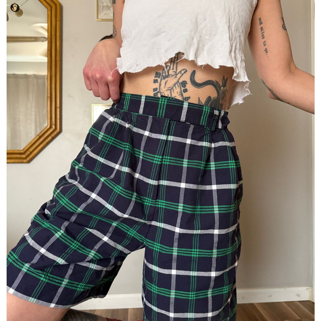 1980s Plaid Wide Leg Pleated Trouser Shorts | Size XS/S | Country Suburbans