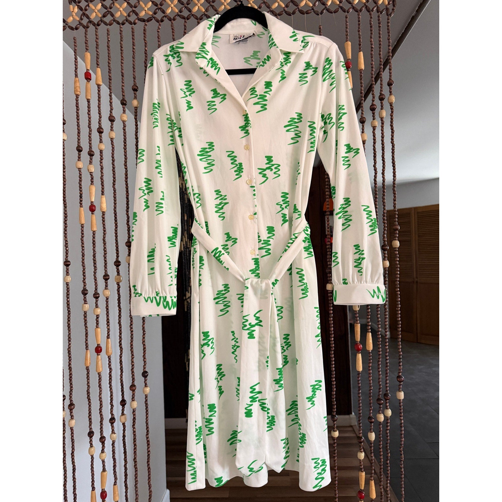 1970s Button Down Belted Shirt Dress | Wilroy Traveller | Size S/M