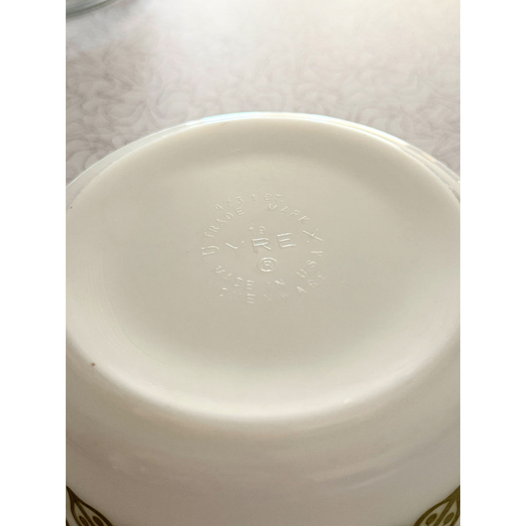 Vintage PYREX 1 QT Baking / Casserole Dish with Lid #473 Autumn Floral Verde