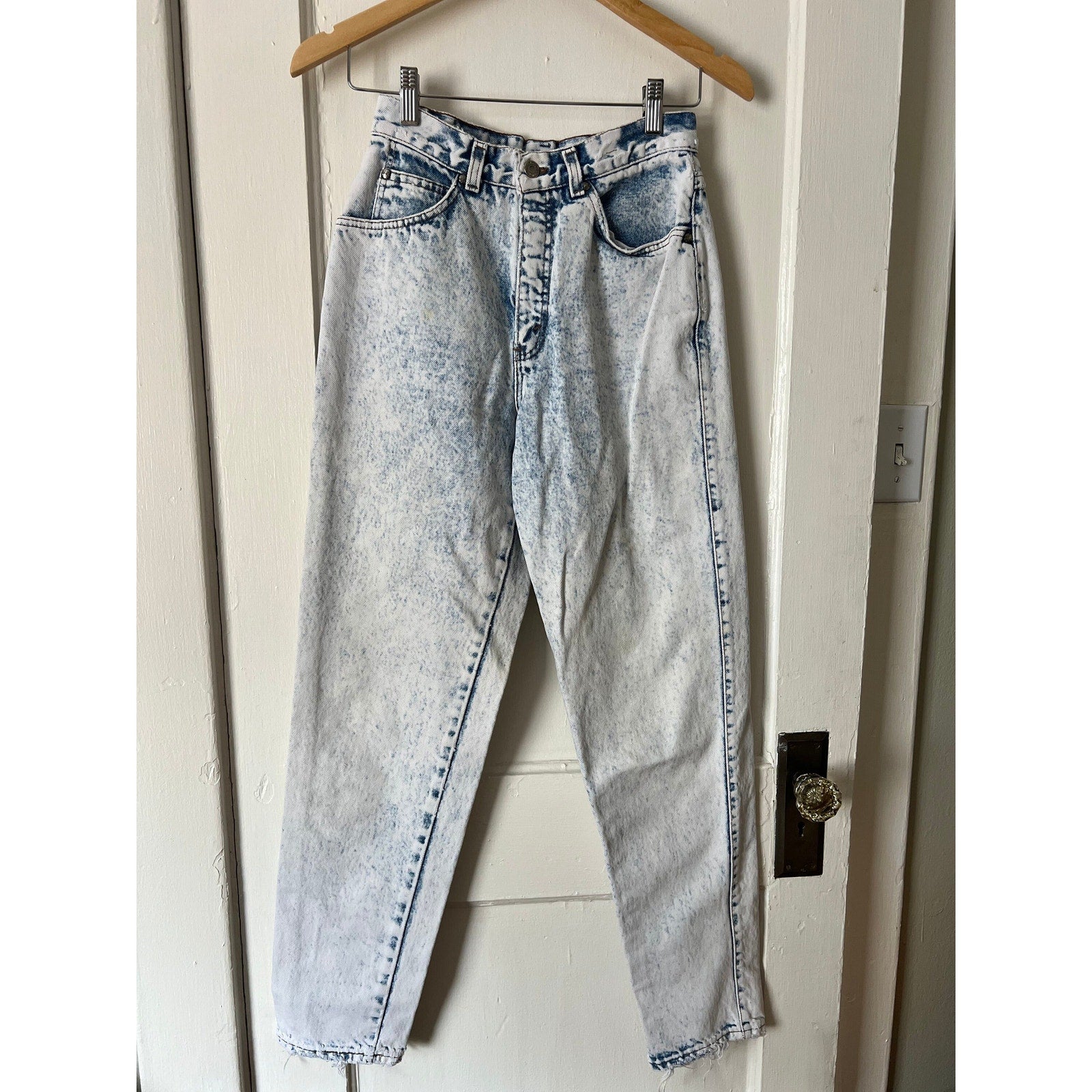 80s Levi's Jeans - Silver Tab 900 Series Distressed Acid Wash Denim | 26"W