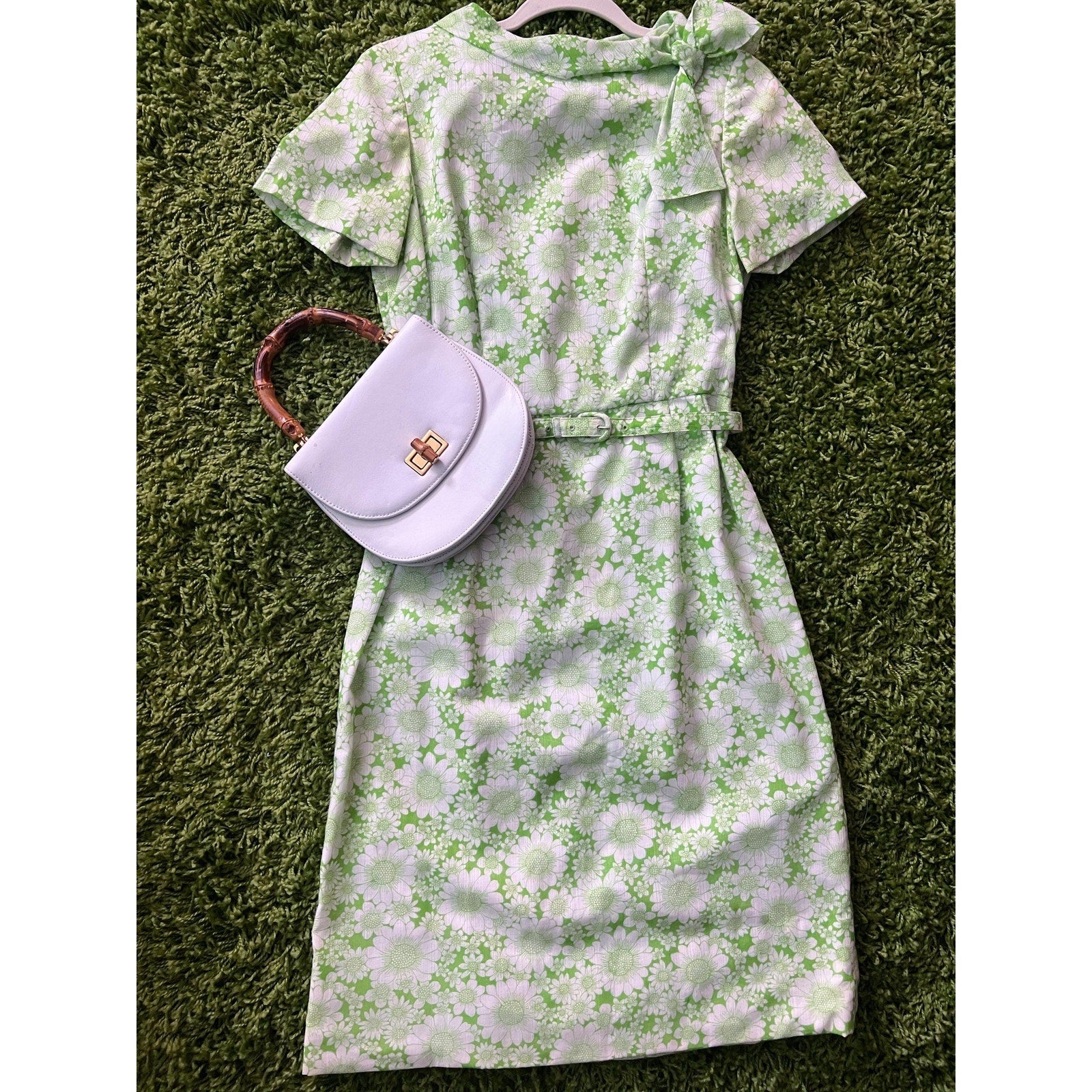 50s/60s Daisy Print Mod Wiggle Dress | 29" W - Medium