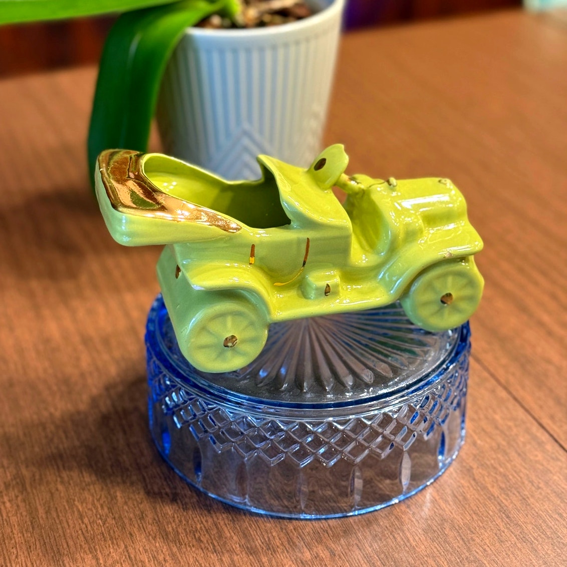 1950s/1960s Pottery Model T Car Planter | Green and Gold