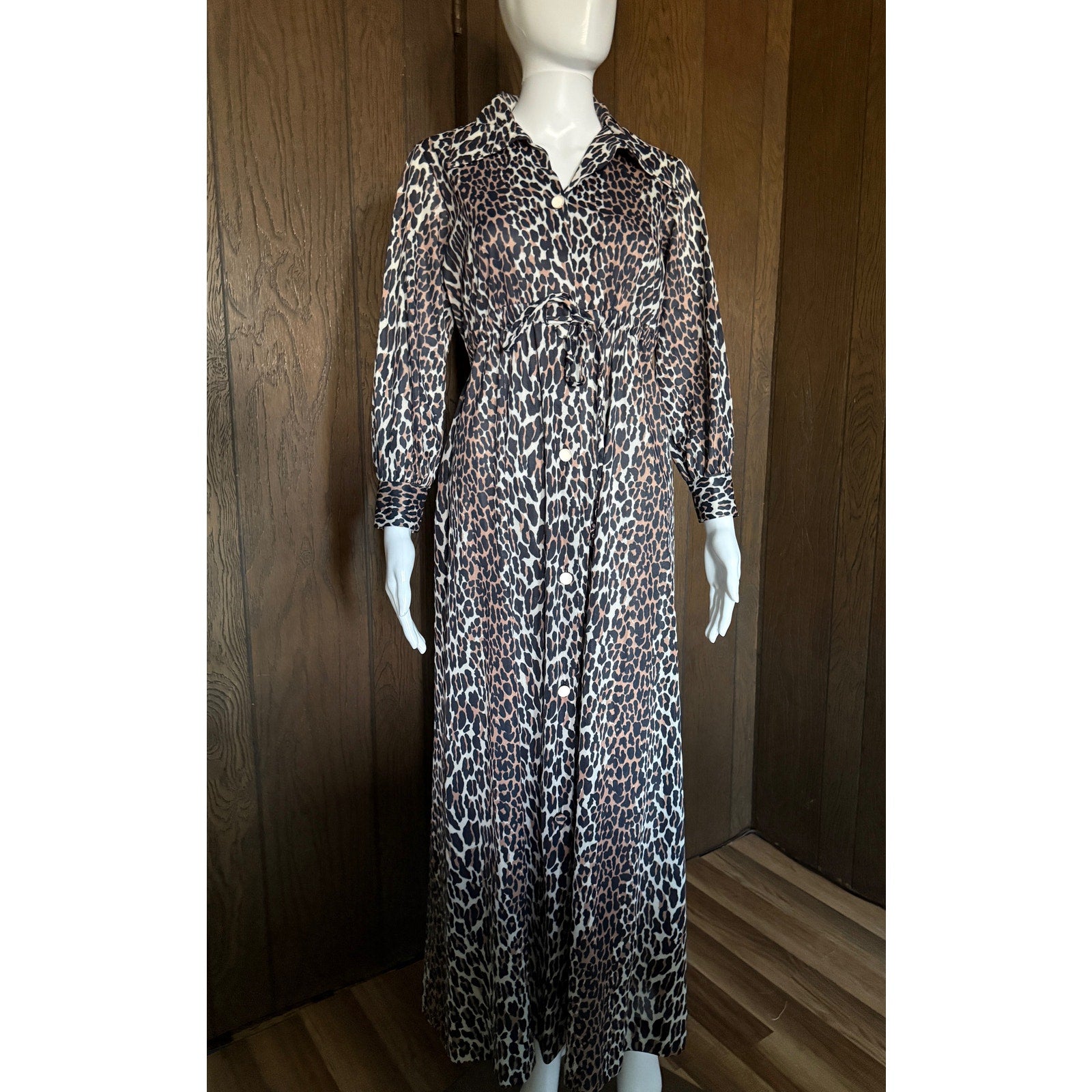 1970s Butterfield 8 Leopard Print Balloon Sleeve Maxi Shirt Dress