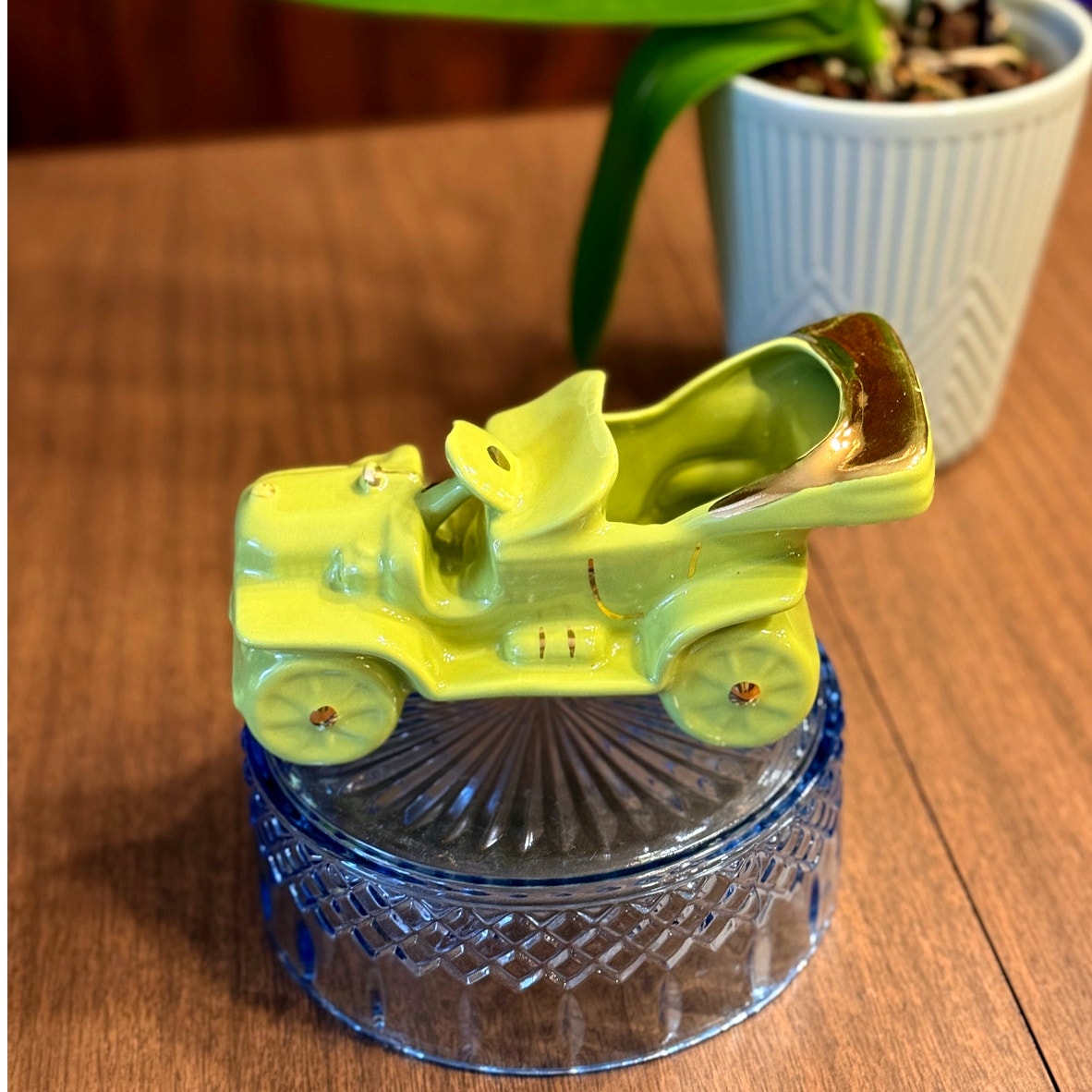 1950s/1960s Pottery Model T Car Planter | Green and Gold