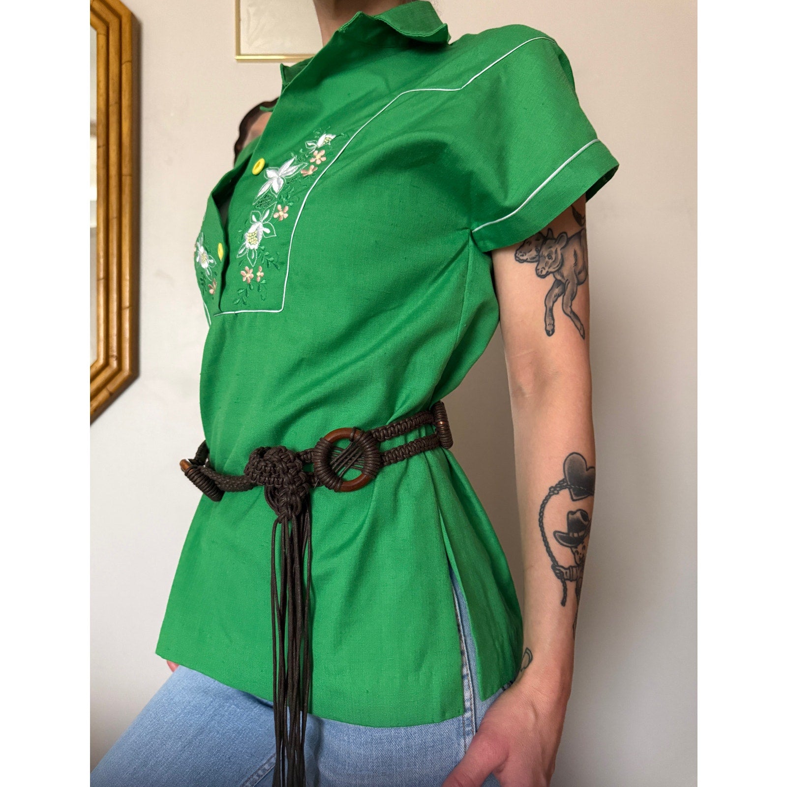 1970s Embroidered Short Sleeve Tunic Blouse | Size M